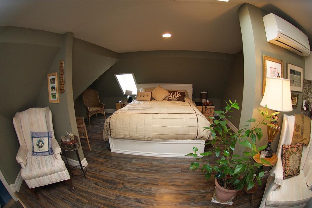 Bondy House Bed & Breakfast Amherstburg Eksteriør bilde