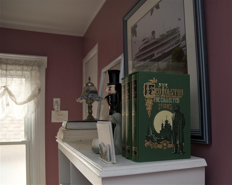 Bondy House Bed & Breakfast Amherstburg Eksteriør bilde